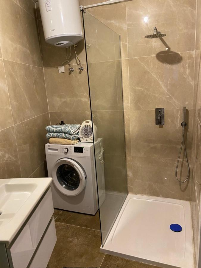 One Beautiful Bedroom Flat In Pieta Экстерьер фото
